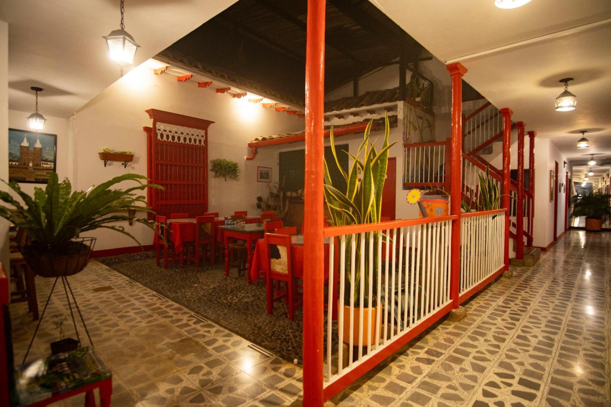 Hotel La Casona คาร์ดิน ภายนอก รูปภาพ