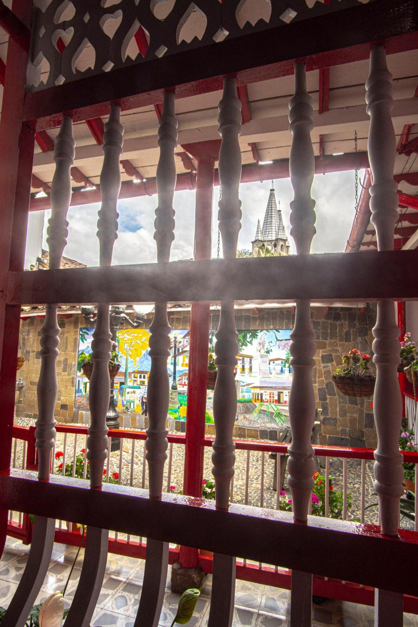 Hotel La Casona คาร์ดิน ภายนอก รูปภาพ