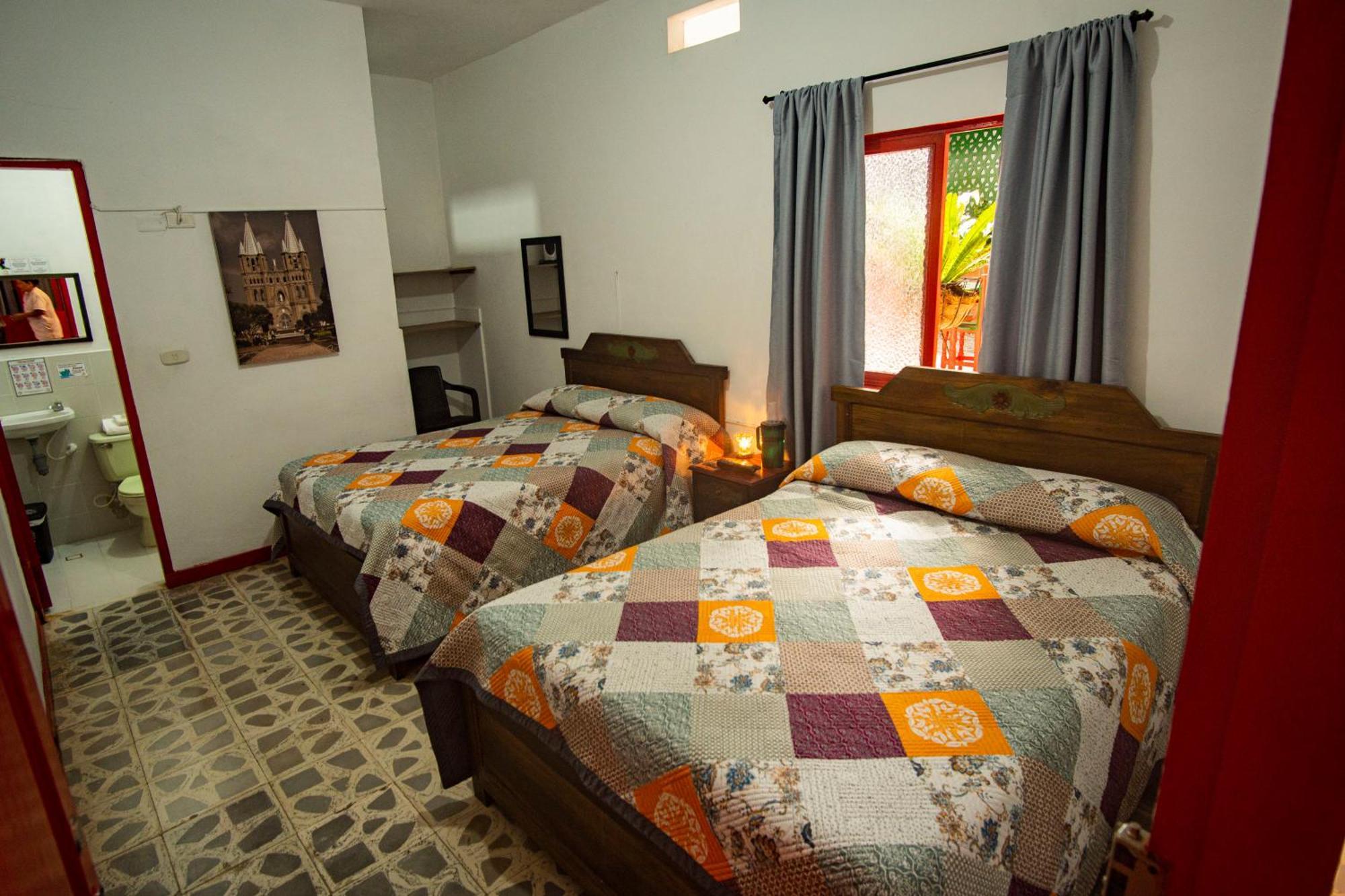 Hotel La Casona คาร์ดิน ภายนอก รูปภาพ