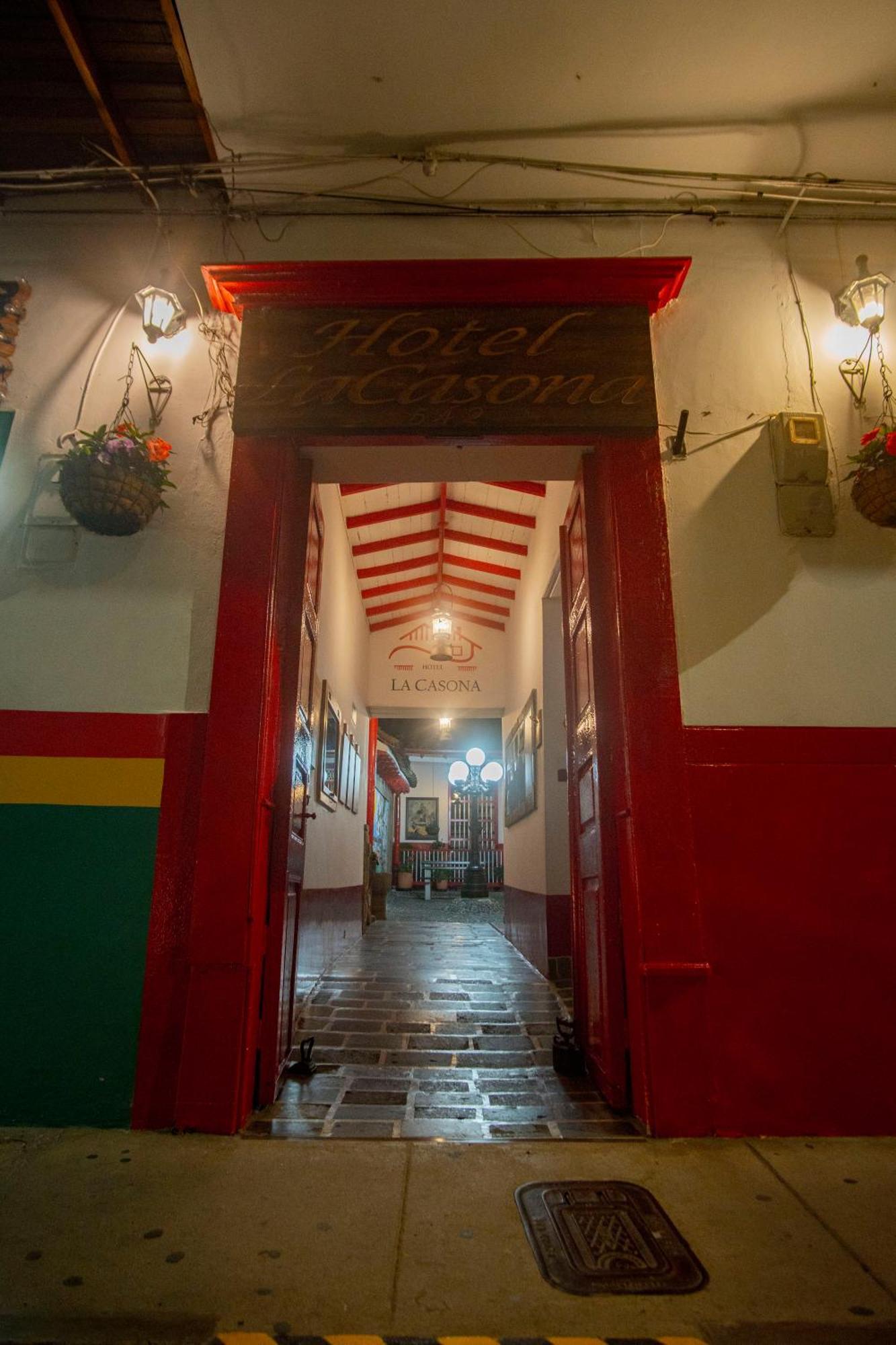 Hotel La Casona คาร์ดิน ภายนอก รูปภาพ