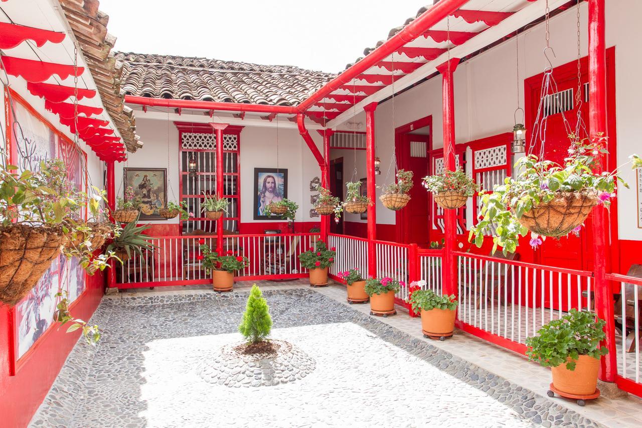 Hotel La Casona คาร์ดิน ภายนอก รูปภาพ