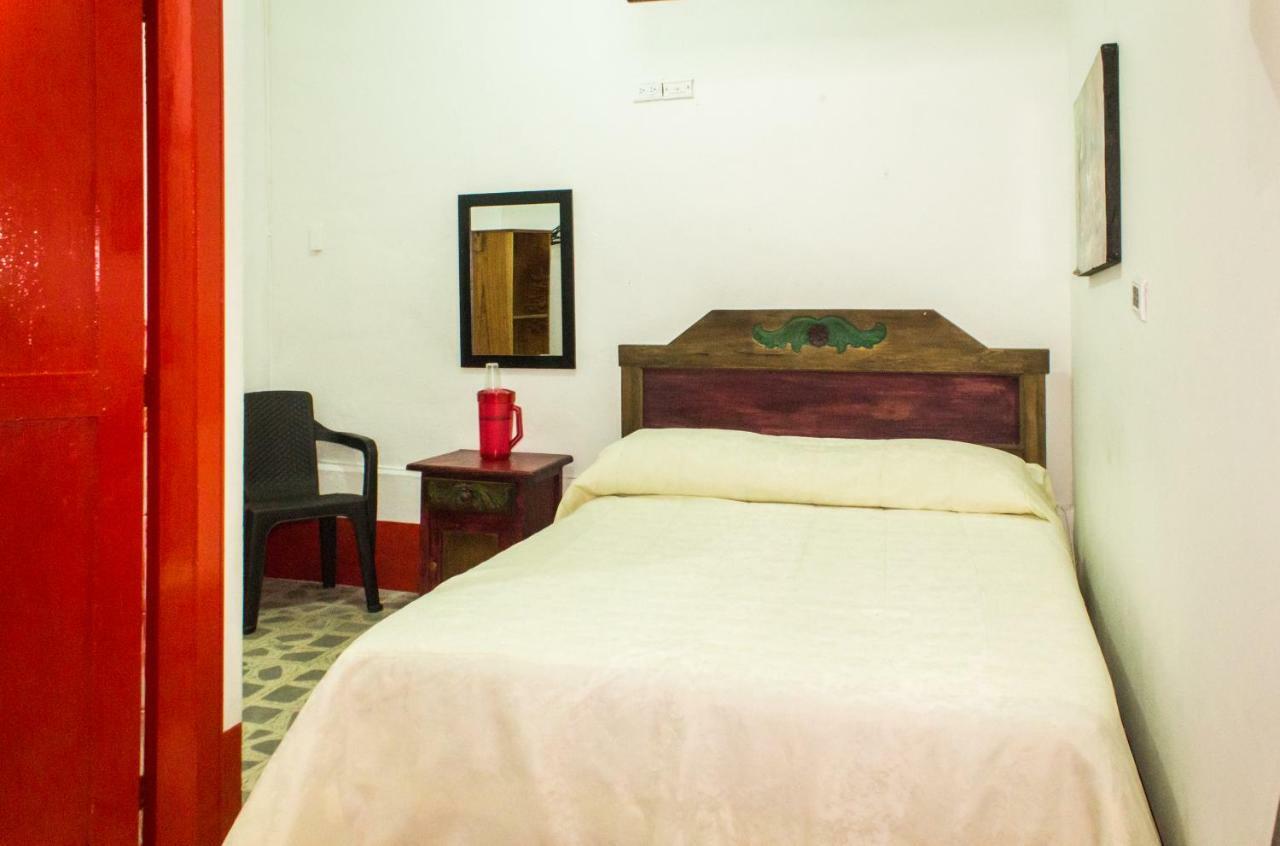 Hotel La Casona คาร์ดิน ภายนอก รูปภาพ
