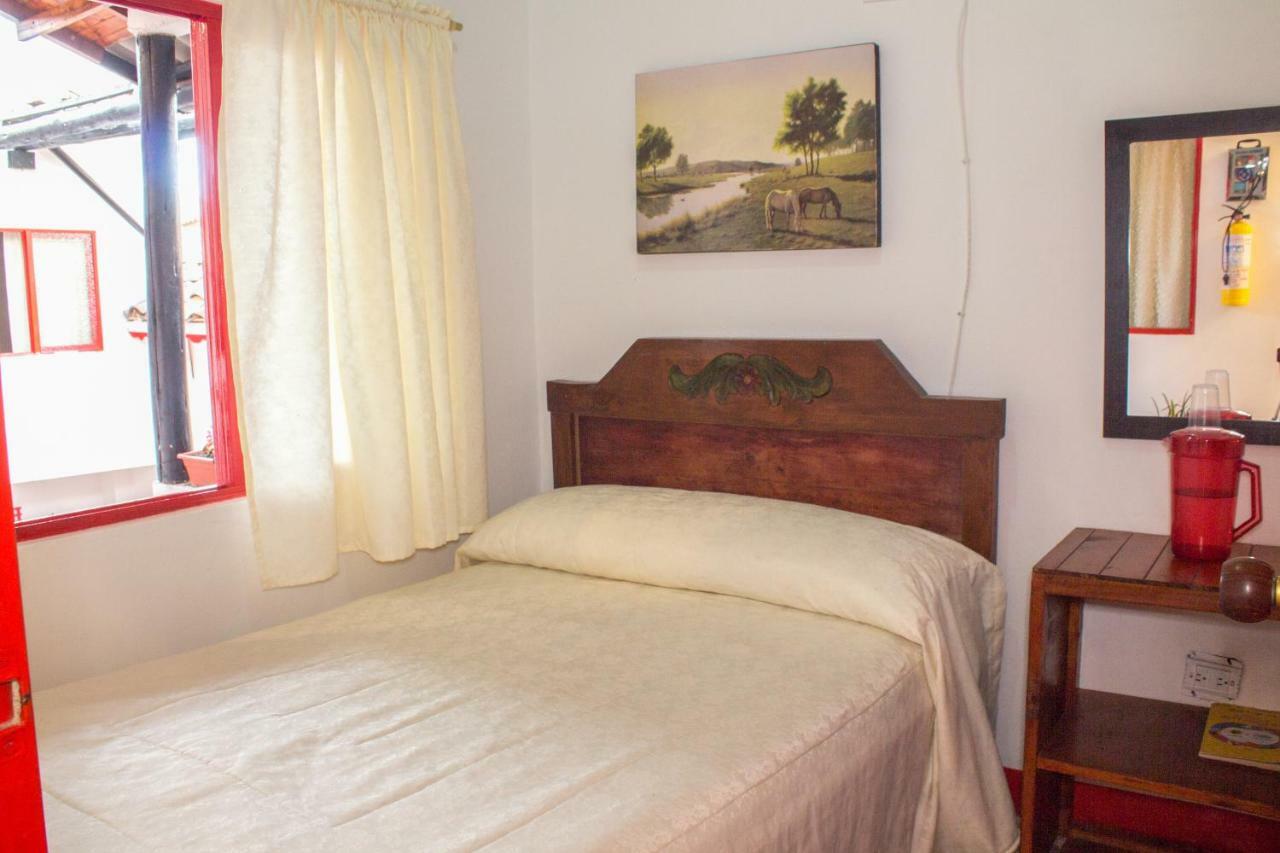 Hotel La Casona คาร์ดิน ภายนอก รูปภาพ